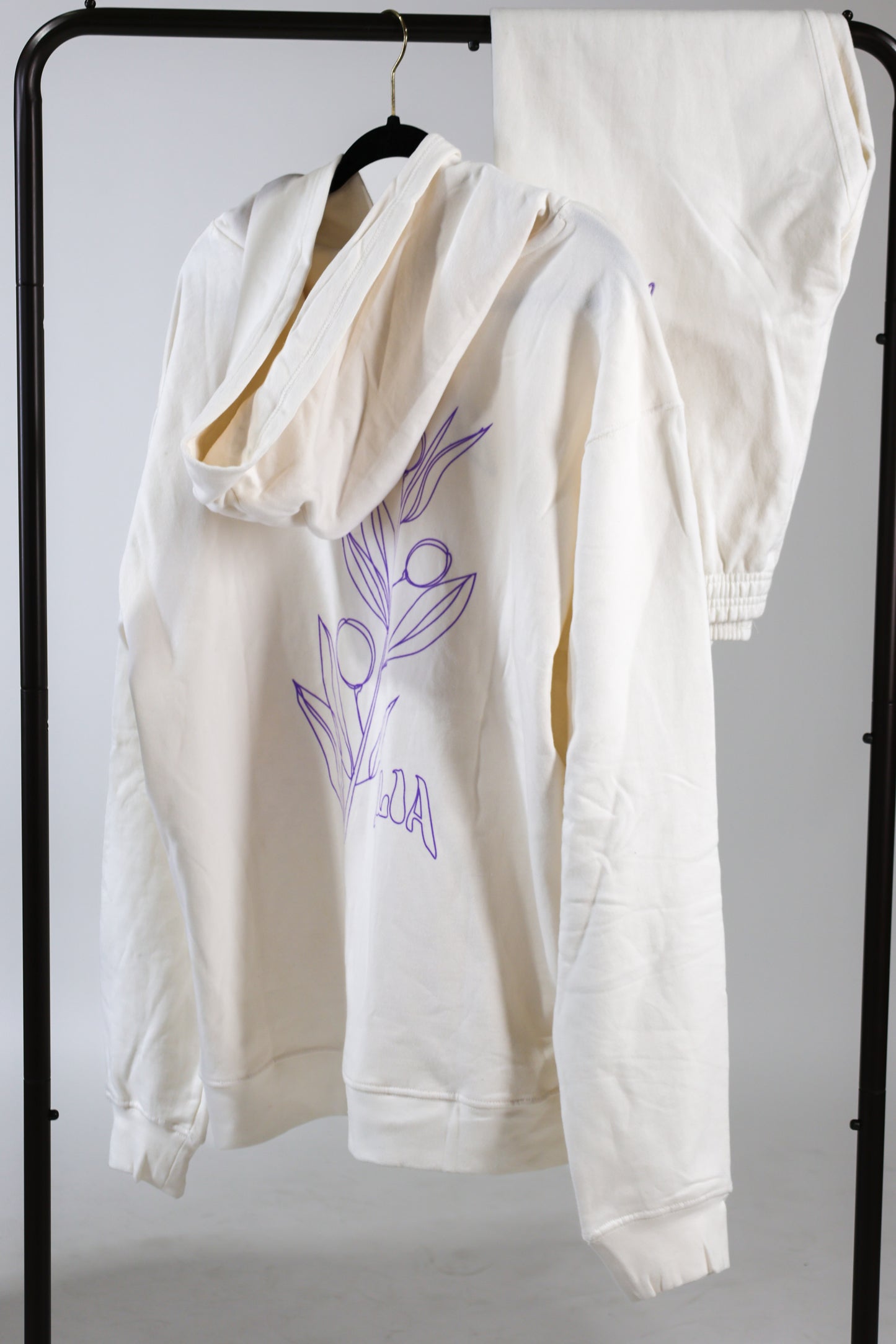 Elia Essential Cream Hoodie